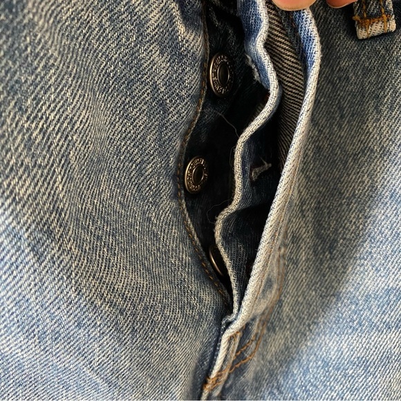 Levi's Wedgie Distressed Hem Jeans - Picture 7 of 10
